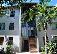 32/15 Rainbow Shores - Unit overlooking bushland with shared swimming pool spa and tennis court