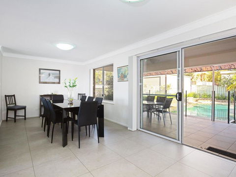 33 Gloucester St -huge Holiday House In Nelson Bay With Pool And Stunning Water Views - Kalgoorlie Accommodation 2