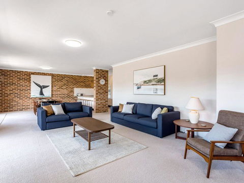 4 'Cottage Court', 6-10 Weatherly Cl - Shoal Bay & Little Beach At Your Fingertips - Kalgoorlie Accommodation 3