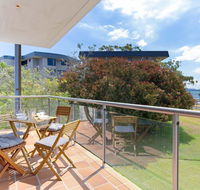 4 'Villa Ellisa' 10 Columbia Close - beautiful unit with beautiful water views at Little Beach - Kalgoorlie Accommodation