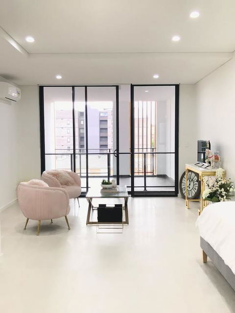 406 Studio Apartment - Kalgoorlie Accommodation 3
