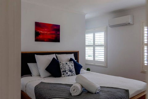 5 Bedroom Close To Beach And Moorpanyal Park - Kalgoorlie Accommodation 1