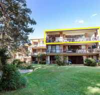 68 'Bay Parklands'  2 Gowrie Ave - aircon pool tennis court communal spa - Kalgoorlie Accommodation