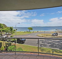 7 'Florentine' 11 Columbia Close - air conditioned unit with fantastic views of Little Beach - Kalgoorlie Accommodation