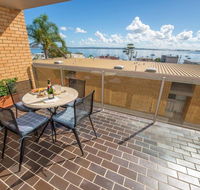 7 'The Crest' 6-8 Tomaree St - Stunning unit with Spectacular Water Views. - Kalgoorlie Accommodation