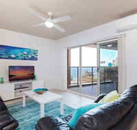 8 'Kiah'  53 Victoria Parade - stunning water views WIFI  Air Con - Kalgoorlie Accommodation