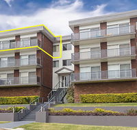 9 'Adriana' 83 Ronald Avenue - fabulous views  aircon - Kalgoorlie Accommodation