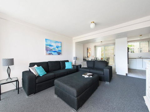 9 Cirrus @ Fingal Bay - Kalgoorlie Accommodation 1