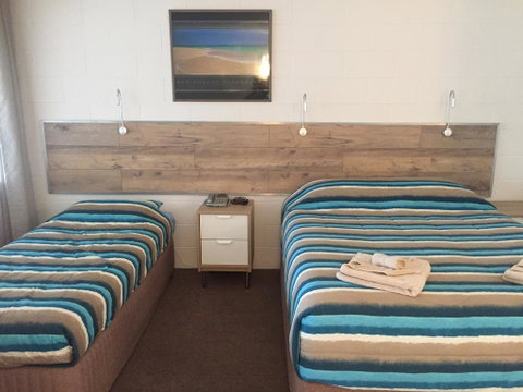 A & A Motel - Kalgoorlie Accommodation 3