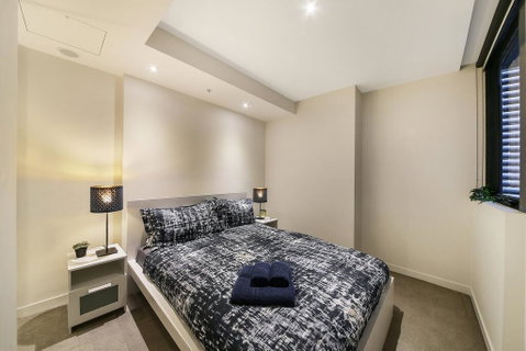 A Central & Cozy 2BR Apt Near Federation Square - Kalgoorlie Accommodation 1
