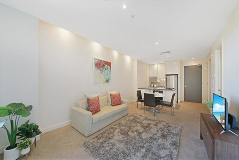 A Comfy & Central 2BR Apt Near Flinders Station - Kalgoorlie Accommodation 1