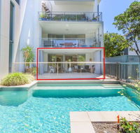 A Deluxe Swim Up - Drift Apartments South - Kalgoorlie Accommodation