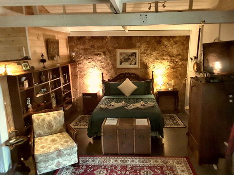 A La Folly - Kalgoorlie Accommodation 0
