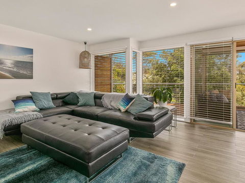 A Wave From It All - Kalgoorlie Accommodation 3