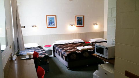 A&A Lodge Motel - Kalgoorlie Accommodation 1