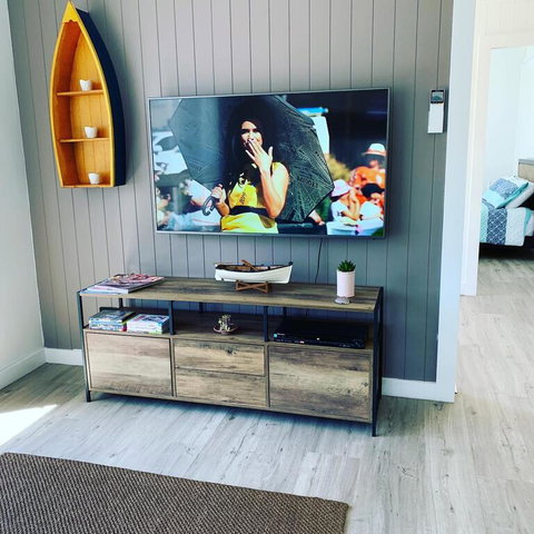 Abode Callala Beach Jervis Bay - 100m To Beach! - Kalgoorlie Accommodation 3