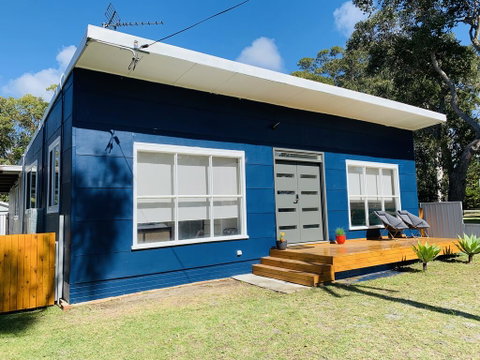 Abode Callala Beach Jervis Bay - 100m To Beach! - Kalgoorlie Accommodation 0