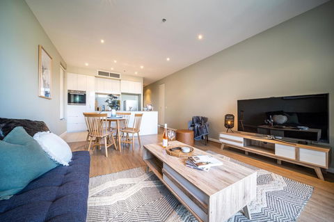 Above The Square On Hindmarsh-Pool - Gym - Carpark - Kalgoorlie Accommodation 1