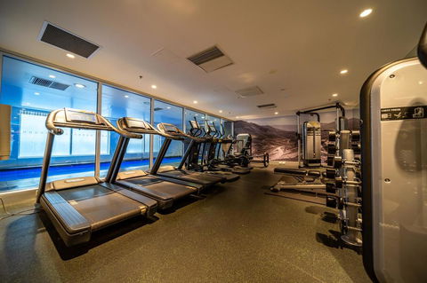 Above The Square On Hindmarsh-Pool - Gym - Carpark - Kalgoorlie Accommodation 2