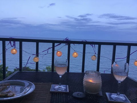 Absolute Beachfront With Million Dollar Views - Kalgoorlie Accommodation 1