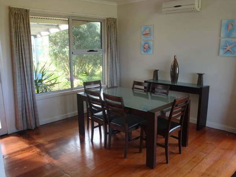 Absolute Waterfront - Kalgoorlie Accommodation 2