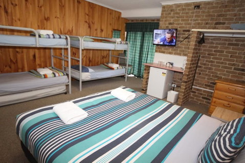 Acacia Snowy Motel - Kalgoorlie Accommodation 3