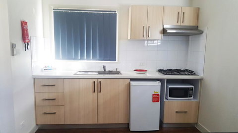 Acclaim Goldminer Tourist Caravan Park - Kalgoorlie Accommodation 2