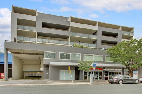 Accommodate Canberra - Braddon Apartments - Kalgoorlie Accommodation 2
