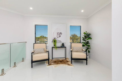 East Vic Park Luxe New Home - Kalgoorlie Accommodation 3