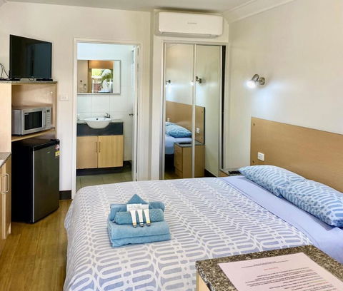 Econo Lodge Karratha - Kalgoorlie Accommodation 0