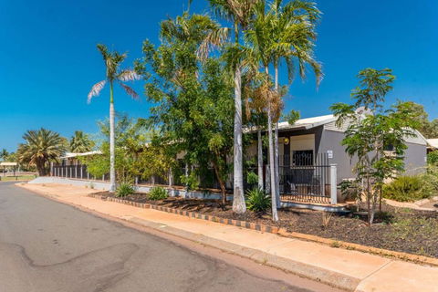 Econo Lodge Karratha - Kalgoorlie Accommodation 2