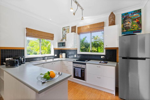 Enchanted Garden Cottage With Bikes And Air Con - Kalgoorlie Accommodation 1