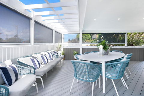 Entire Residential Home - Lake Illawarra And Beachside Home Sleeps 12 - Kalgoorlie Accommodation 4