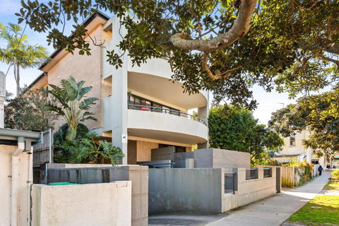 Fab Bondi 2-Bed With Courtyard & Alfresco Dining - Kalgoorlie Accommodation 4