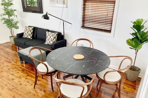 Fieldsend Cottage - Kalgoorlie Accommodation 4