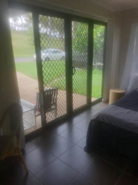 FRANGIPANI HOUSE - Kalgoorlie Accommodation 4