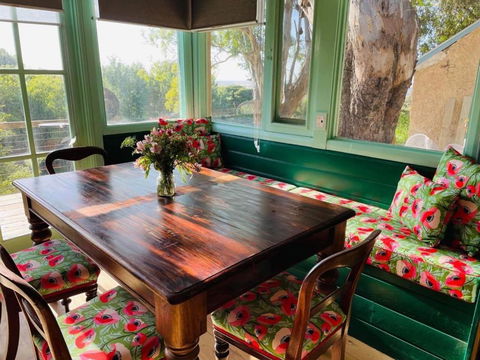 Galway Cottage - Kalgoorlie Accommodation 3