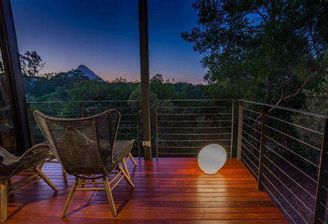Glass On Glasshouse - Kalgoorlie Accommodation 3