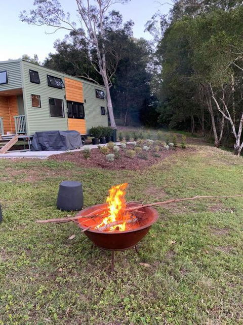 Gorgeous 2 Bedroom Tiny House Noosa Hinterland - Kalgoorlie Accommodation 0