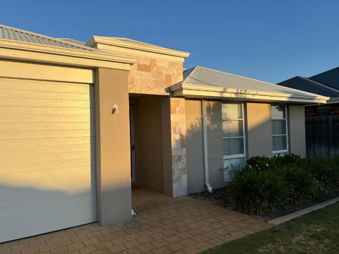 Garrison Cottage - Kalgoorlie Accommodation 1