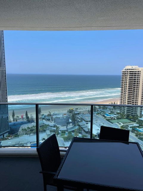 H Luxury Apartment At Surfers Paradise High Floor - Kalgoorlie Accommodation 3