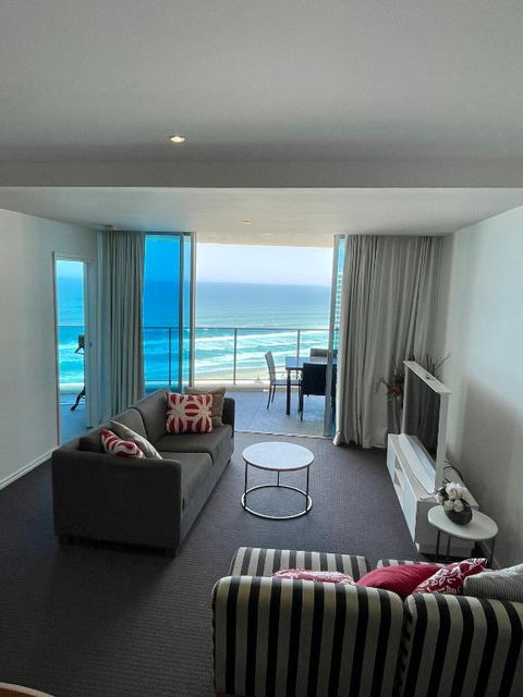 H Luxury Apartment At Surfers Paradise High Floor - Kalgoorlie Accommodation 1