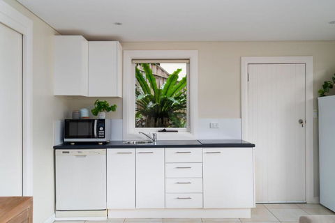 Gull Cottage By Beach Stays - Kalgoorlie Accommodation 4