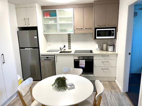 H2O Holiday Apartments - Unit 4 - Kalgoorlie Accommodation 2