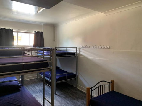 Habitat Backpackers - Kalgoorlie Accommodation 3
