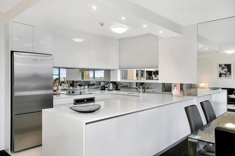HARIS - Modern 2BR Apartment With Views - Kalgoorlie Accommodation 1