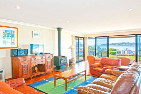 HAIS18G - Riverside Delight - Kalgoorlie Accommodation 0