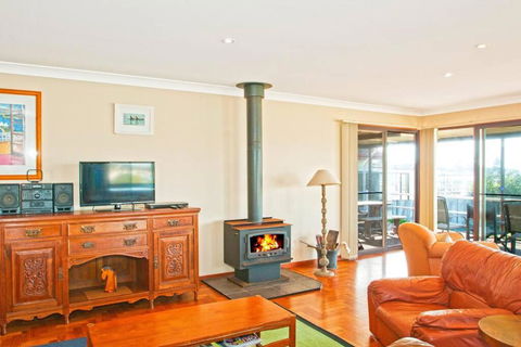 HAIS18G - Riverside Delight - Kalgoorlie Accommodation 2
