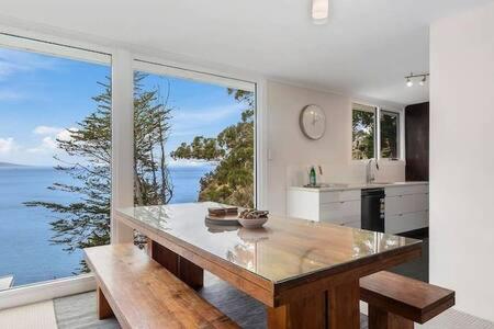 Hidden Bay Retreat-5 Bed- 15min To Hobart - Kalgoorlie Accommodation 3