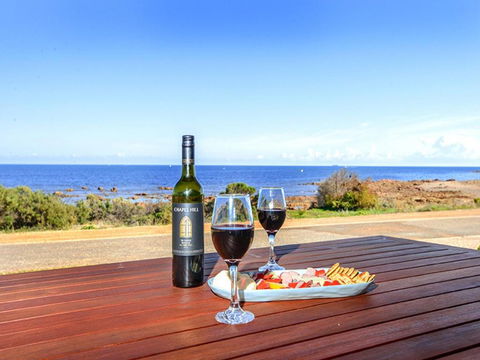 High Tide - Beachfront Pet-friendly - Kalgoorlie Accommodation 3